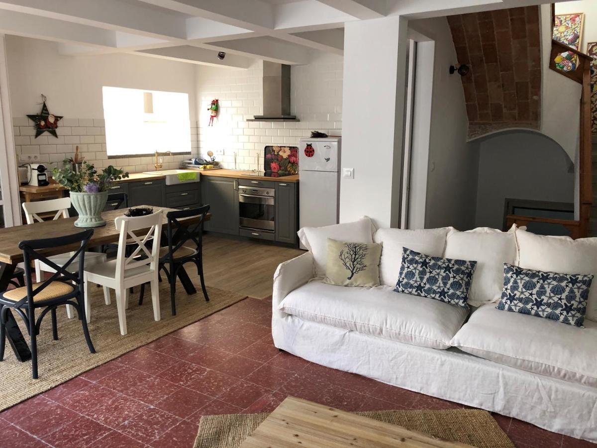 Big Family House In The Center Of El Port De La Selva Appartement Buitenkant foto