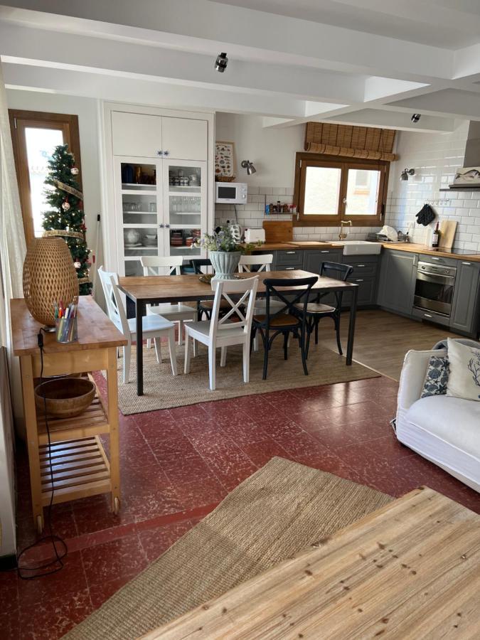 Big Family House In The Center Of El Port De La Selva Appartement Buitenkant foto