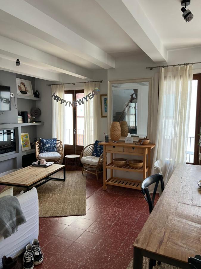 Big Family House In The Center Of El Port De La Selva Appartement Buitenkant foto